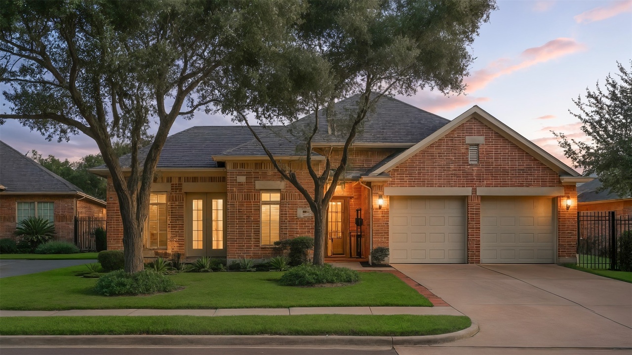 Sugar Land, TX 77479 | 3 beds| 3.5 baths| $497,000